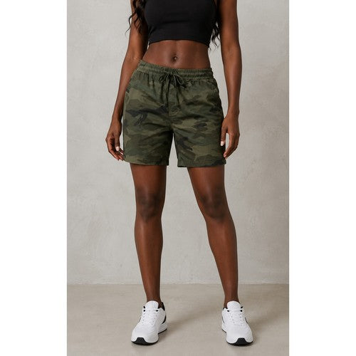 Linen Patch Pocket Drawstring Shorts in Green Camo