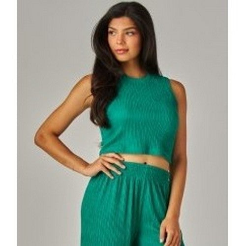 IRIS-1S Crop Tank Top in Emerald Green