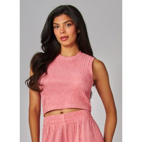 IRIS-1S Crop Tank Top in Strawberry Shake 