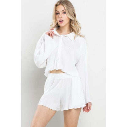 Satin Plissé Flowy Shorts in White