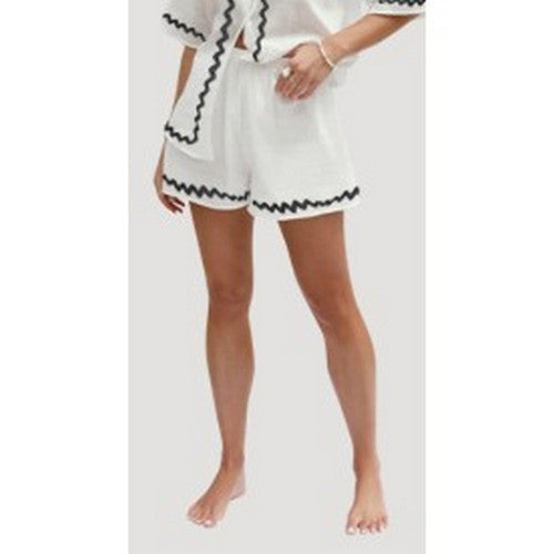 Made In Italy Ribbon Trim Shorts in Ivory & Black