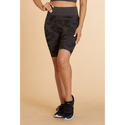 SP71797 Seamless Biker Short in Charcoal Camo