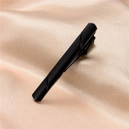 Minimalist Tie Pin Clip Black