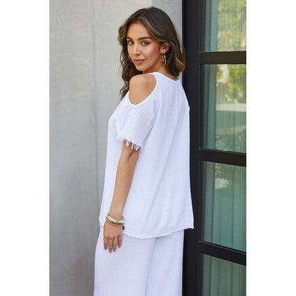 Fray Hem Linen Gauze Cold Shoulder Top in White