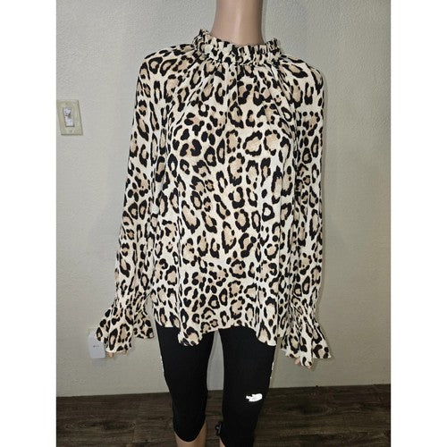 Elastic Cuff High Neck Blouse in Leopard Print