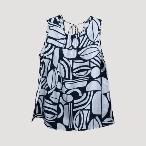 Roman Geometric Sleeveless Blouse in Black & White