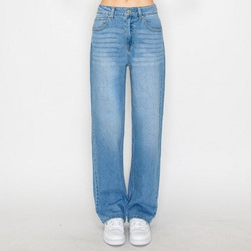 90367 Wax Jean Basic Straight Jeans in Light Denim