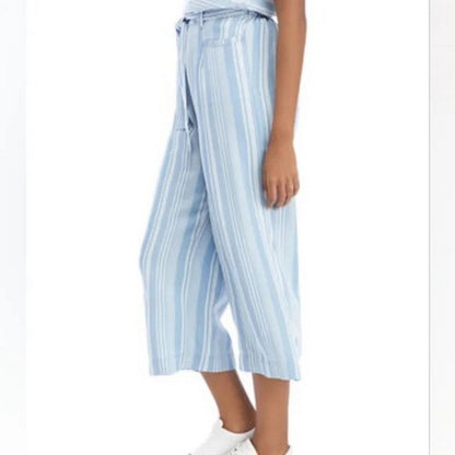 K. Luck Tie Waist Linen-Look Stripe Pants in Blue & White Pinstripe
