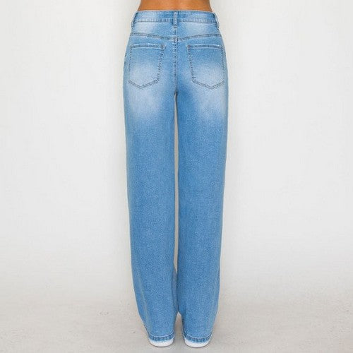 Wax Jean Basic Straight Leg Jean in Light Denim