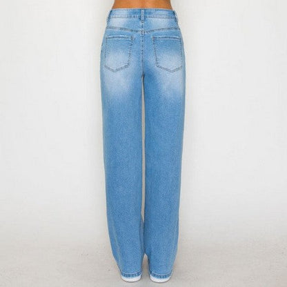 Wax Jean Basic Straight Leg Jean in Light Denim