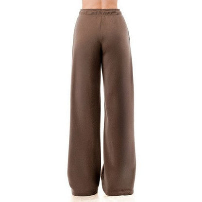Wide Leg Joggers With Pockets in Chestnut