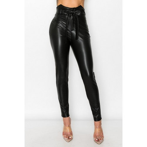 SP5102 High-waisted Belted Faux Leather Pants in Black