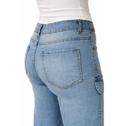 Olevey Cargo Straight Leg Jeans in Light Wash