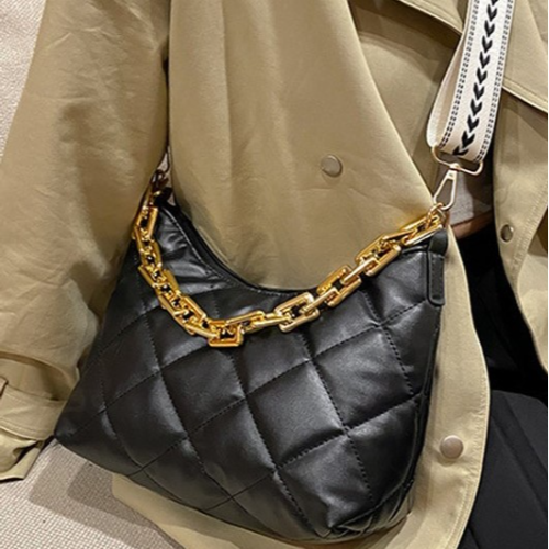 Quilted Chain Side Bag Black