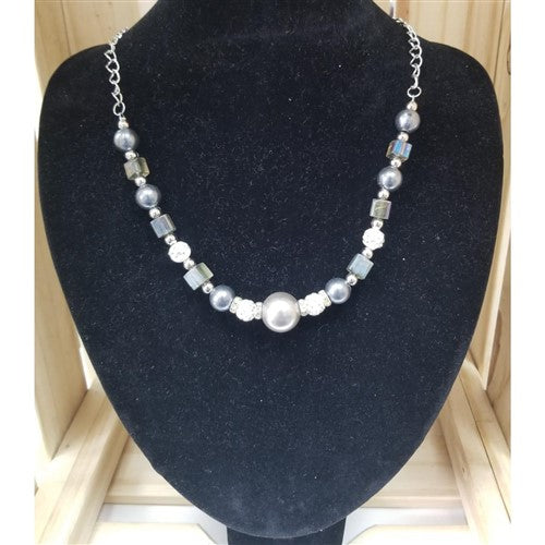 Pearl & Diamante Necklace Grey