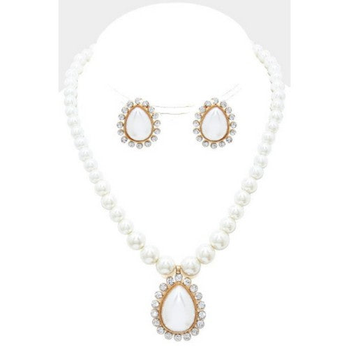Teardrop While Pearl & Diamond Necklace & Earring Set Gold