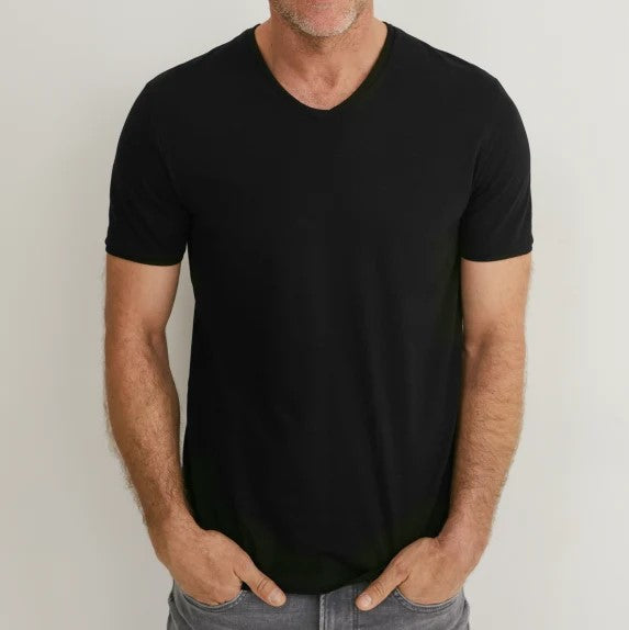 C&A Basics V Neck T-Shirt Black