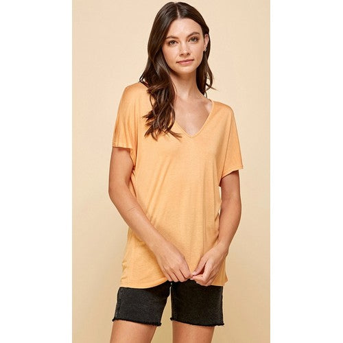 AY46988 Relaxed V-Neck T-Shirt Blond Peach